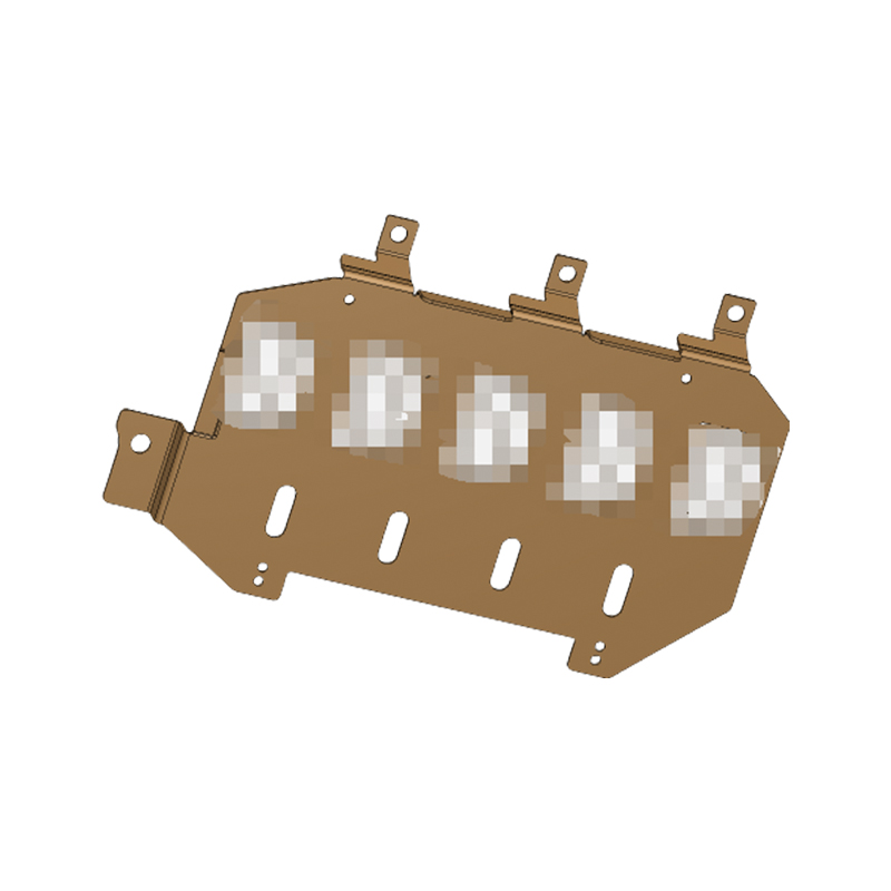 How can the design of the capacitor busbar be adjusted to avoid the skin effect under different frequency currents?