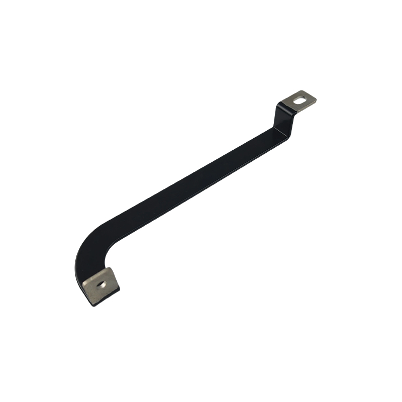 What are the primary advantages of using a plastic-insulated copper busbar over traditional bare copper busbars in electrical distribution systems?